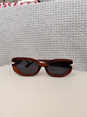 Classic Cat-Eye Brown Sunglasses with Dark Lenses